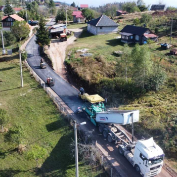Asfaltiranje 1500 metara lokalnog puta u MZ Gajevi